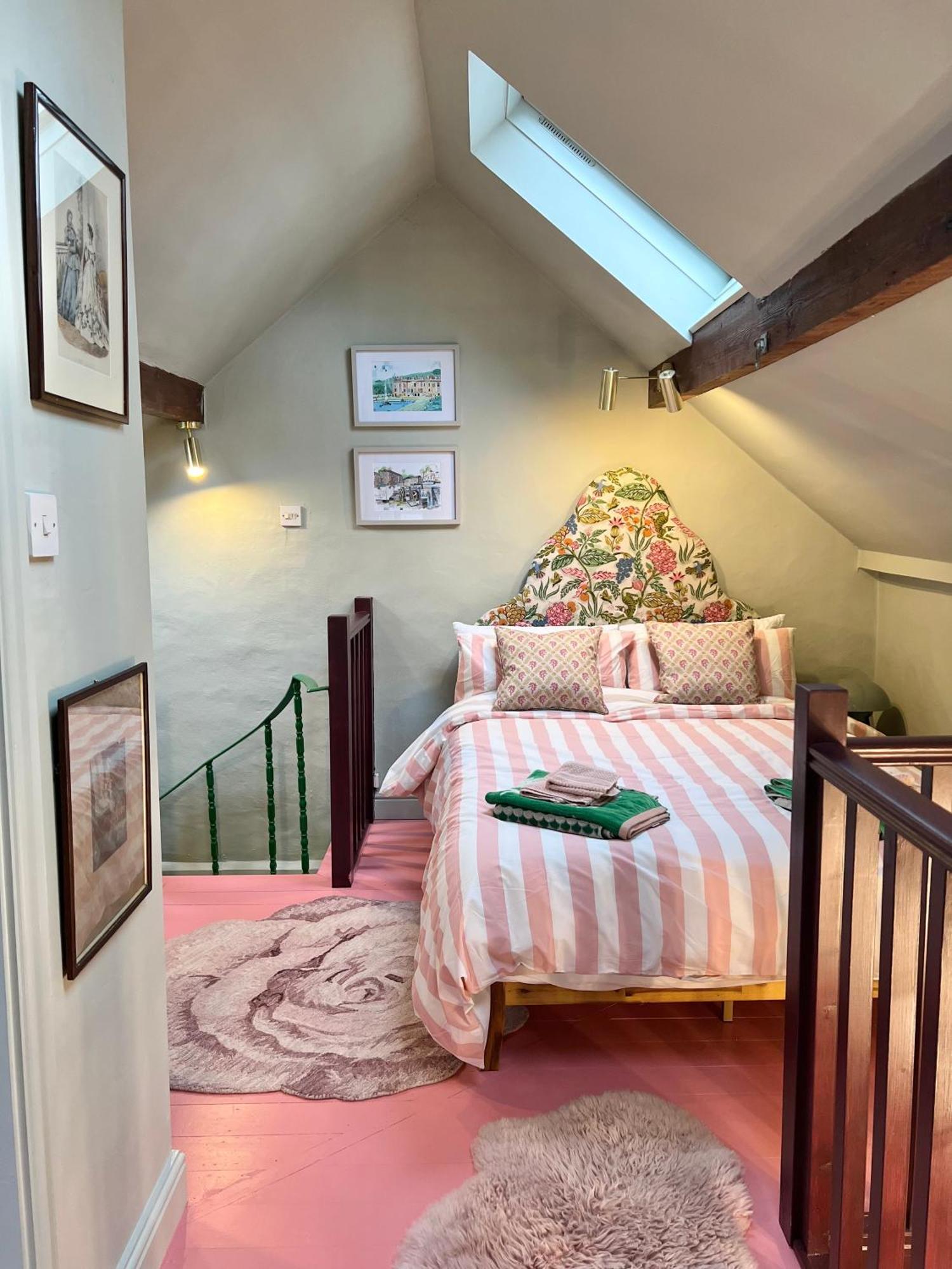 Rowan Cottage Кромфорд Экстерьер фото